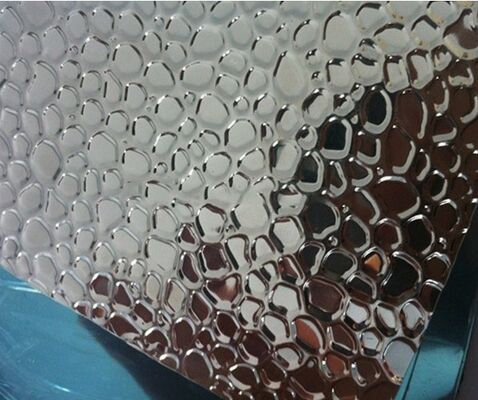 PVDF Coated Embossed Aluminum Sheet 2500mm Width No Scratches For Lighting