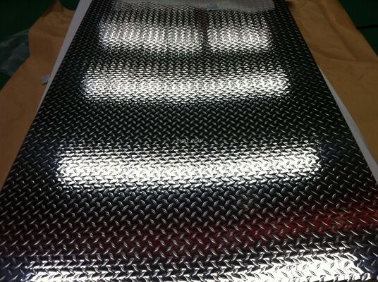 Silver 6mm Aluminium Checker Plate 3004 Diamond Tread Aluminum Sheet